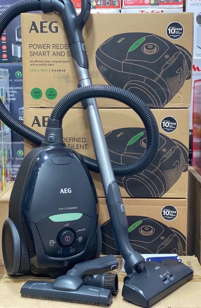 جارو  AEG 82oko
